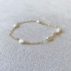 14k Gold Filled Dainty Pearl Bracelet 7” long.